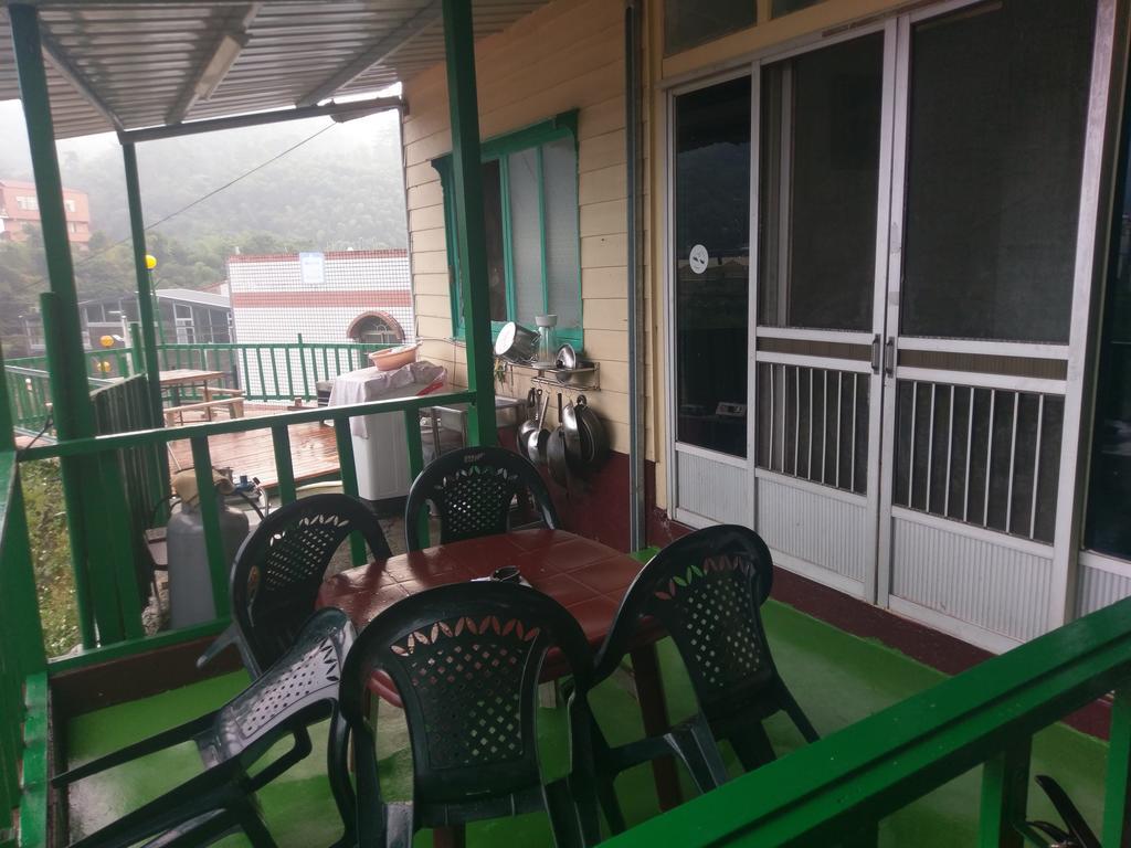 Ruishi Homestay Meishan Exterior foto